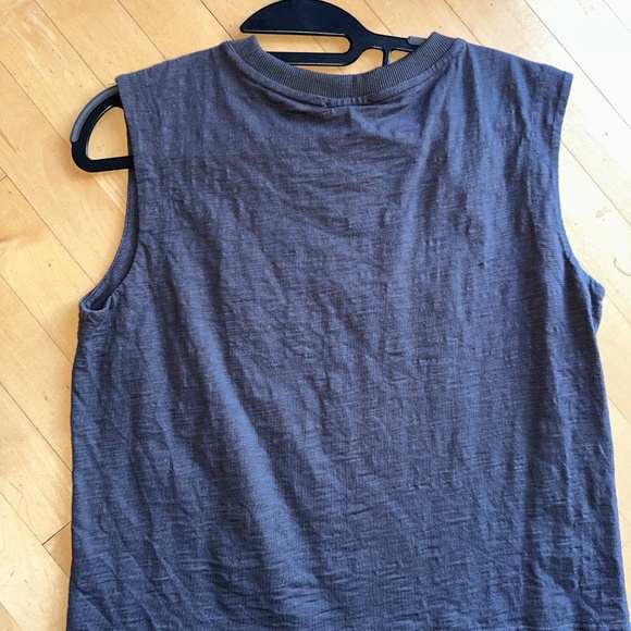 EVEREVE Tait stitched Muscle Tank , Med, G1073 - Picture 4 of 4